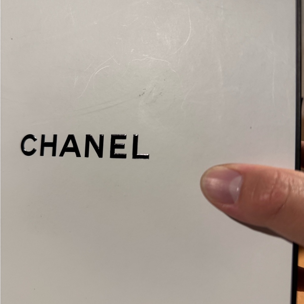 Chanel gift box and gift bag - Picture 2 of 9